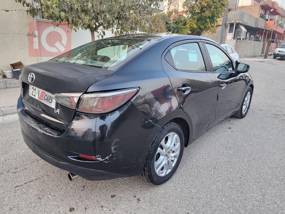 تۆیۆتا یاریس ئای ئەی